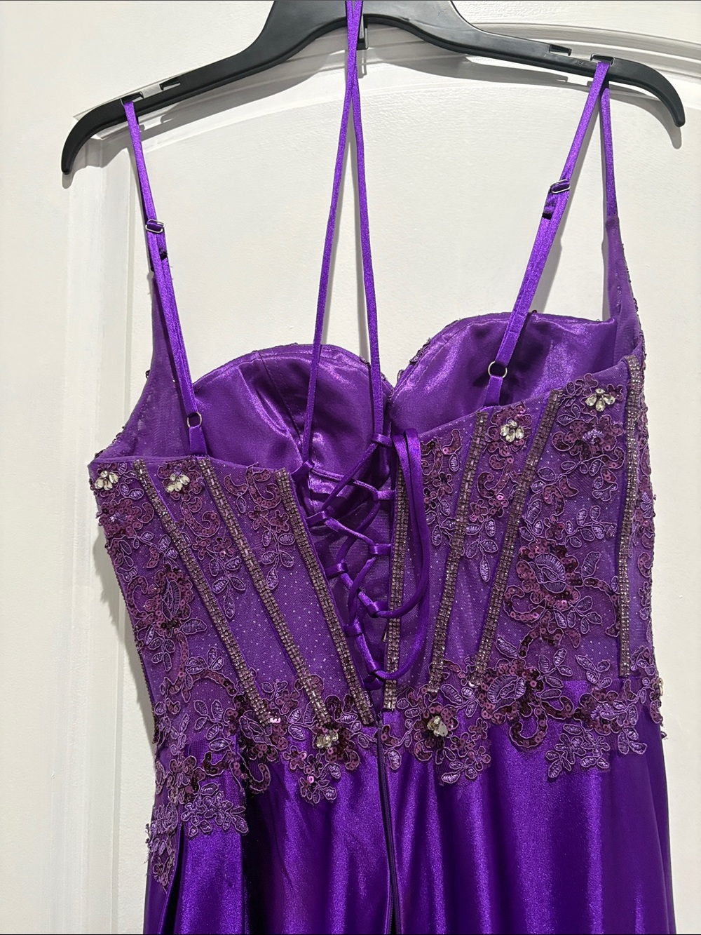 Prom dress - Picture 4 of 5
